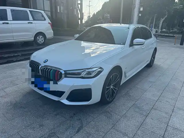 BMW 5 Series 2023