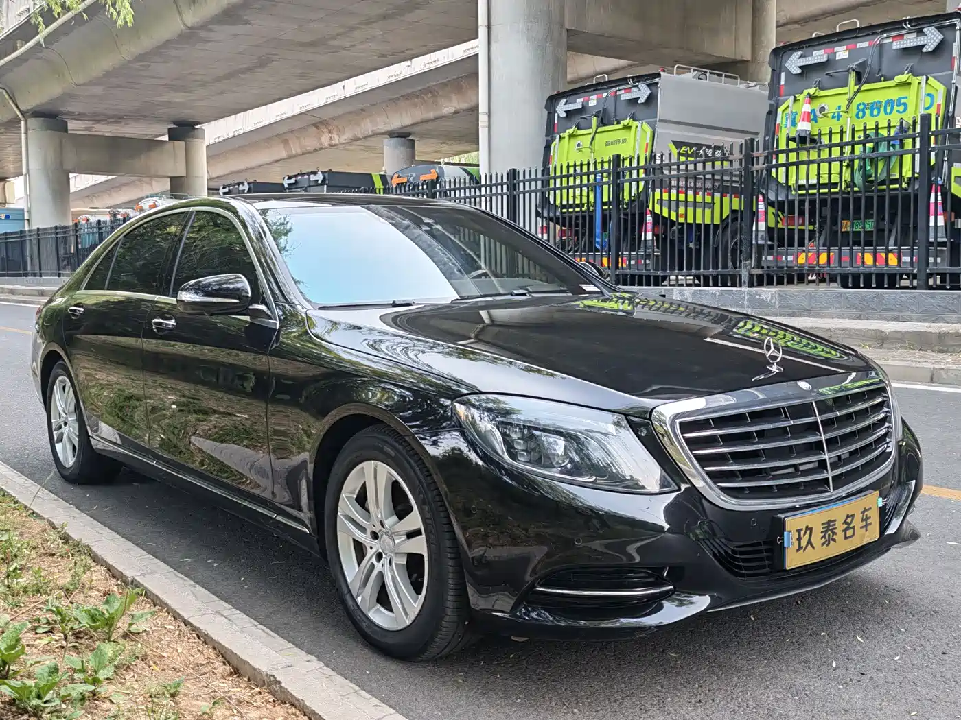 Mercedes-Benz S-Class 2017 S 320 L Luxury фото 3