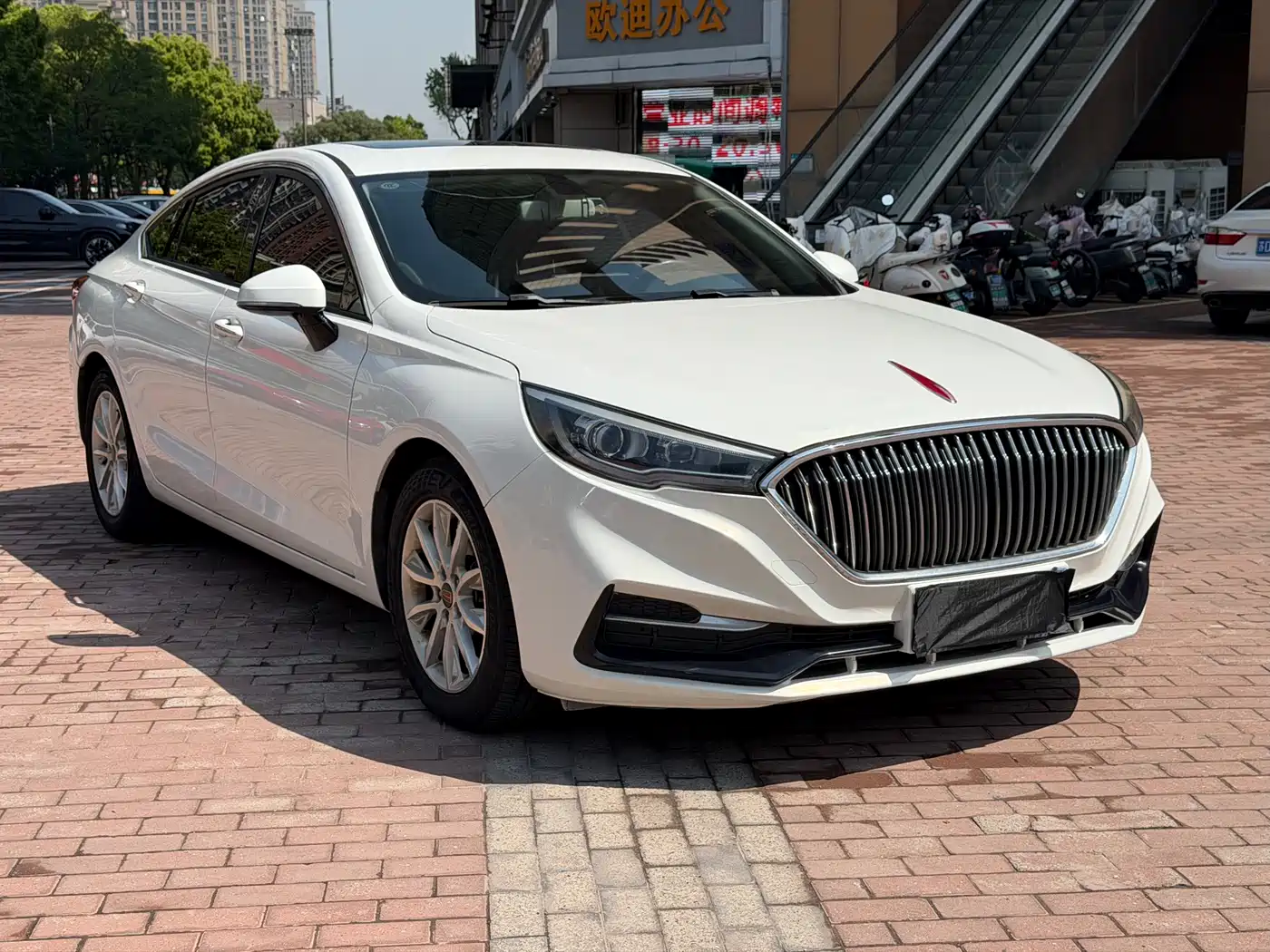 Hongqi H5 2019 30TD Style Edition фото 3