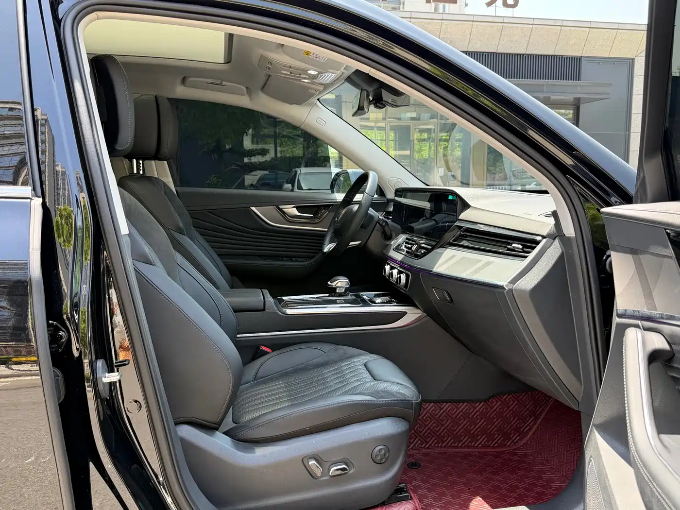 Hongqi HS5 2023 2.0T Flag Enjoy Pro Edition фото 12