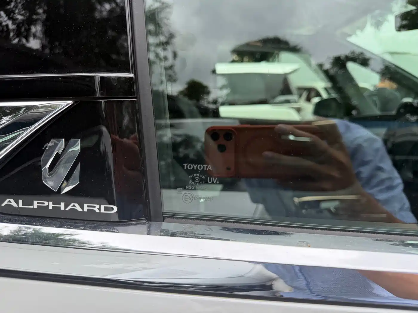 Toyota Alphard 2025 Hybrid 2.5L Prestige Gold Edition фото 8