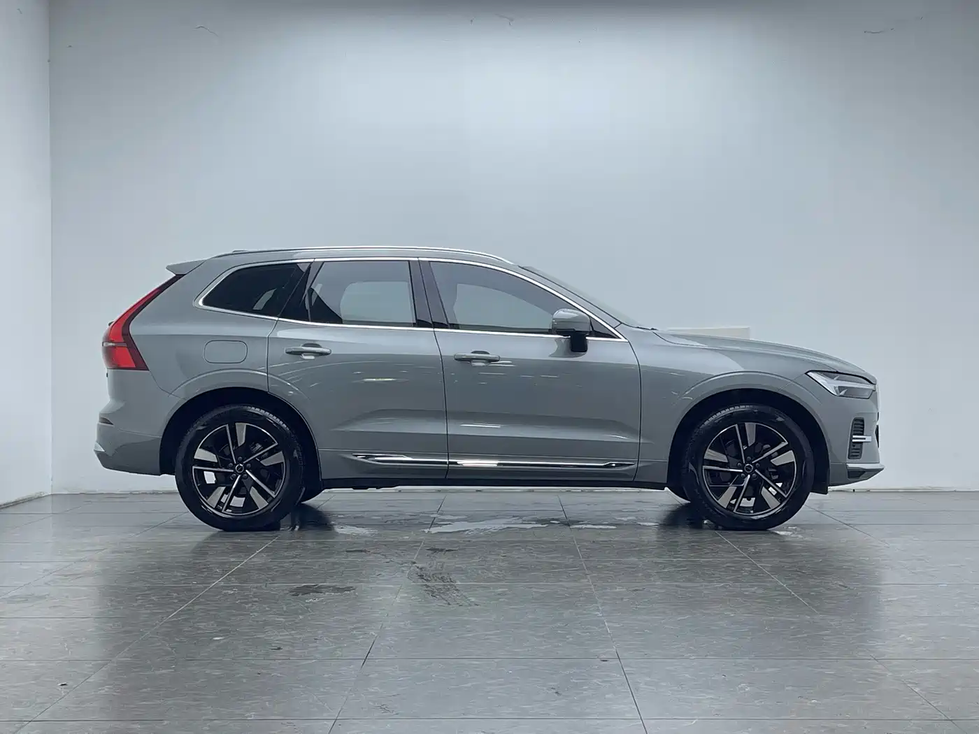 Фото 9 - Volvo XC60