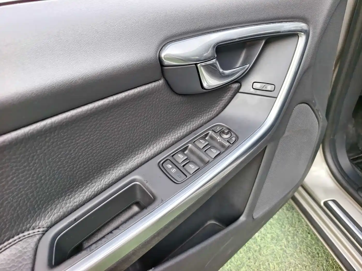 Volvo V60 2013 2013 T5 Prestige Edition