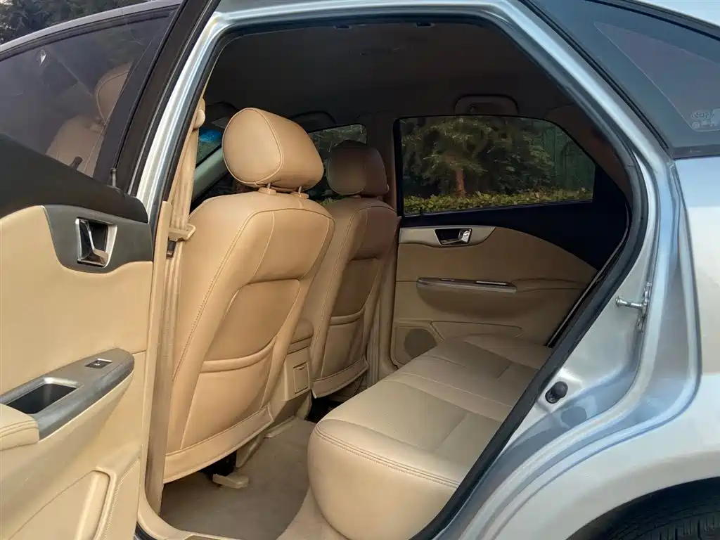 Buick Excelle 2013 1.5L Automatic Classic фото 5