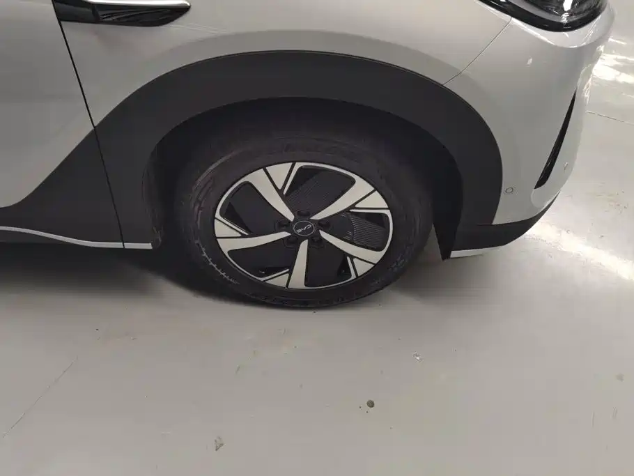 BYD Hai Shi 05 EV 2026 2025 520KM Smart Navigation Edition