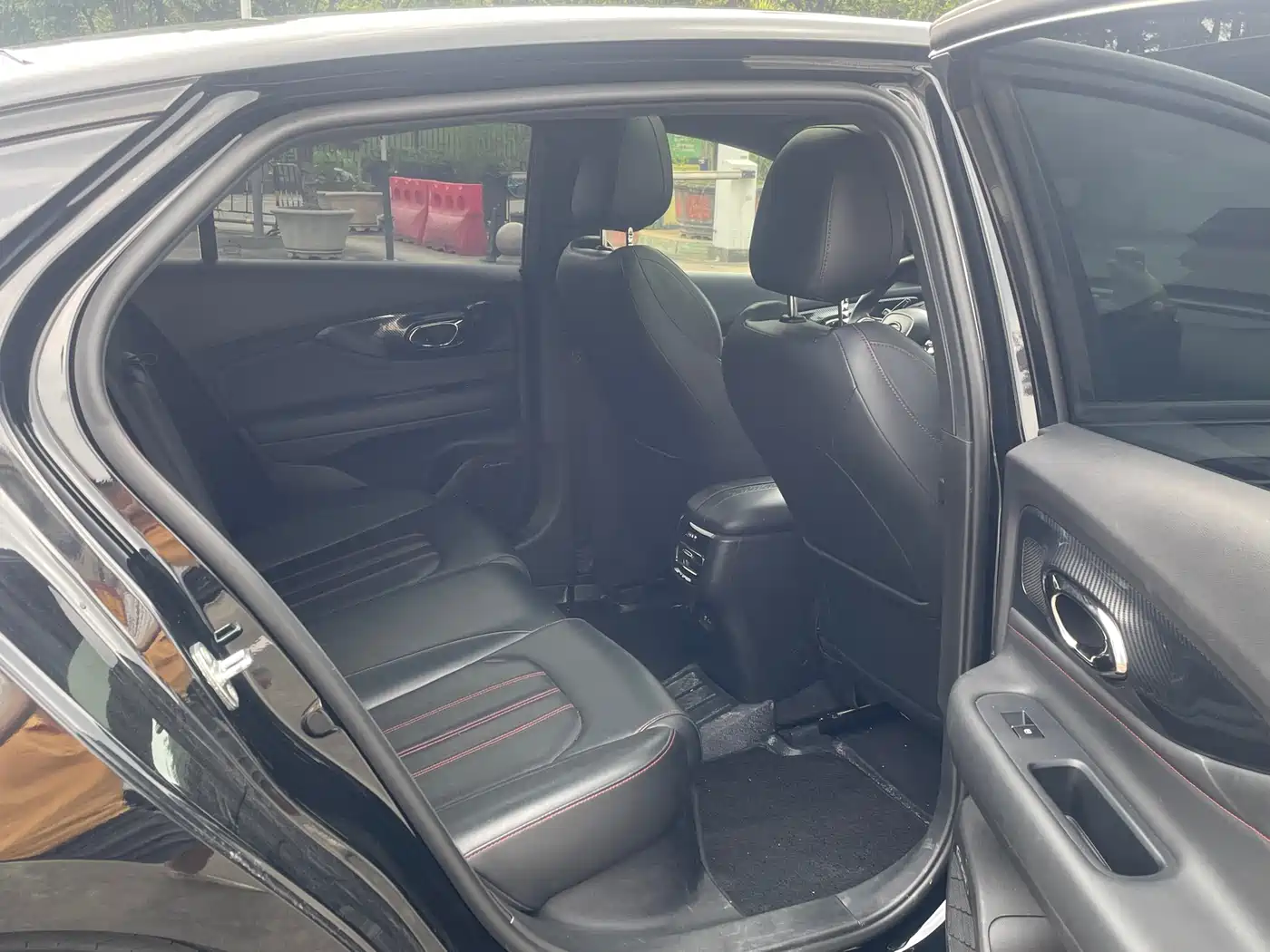 GAC Trumpchi Trumpchi Emkoo 2023 270T DCT J16 Edition фото 14