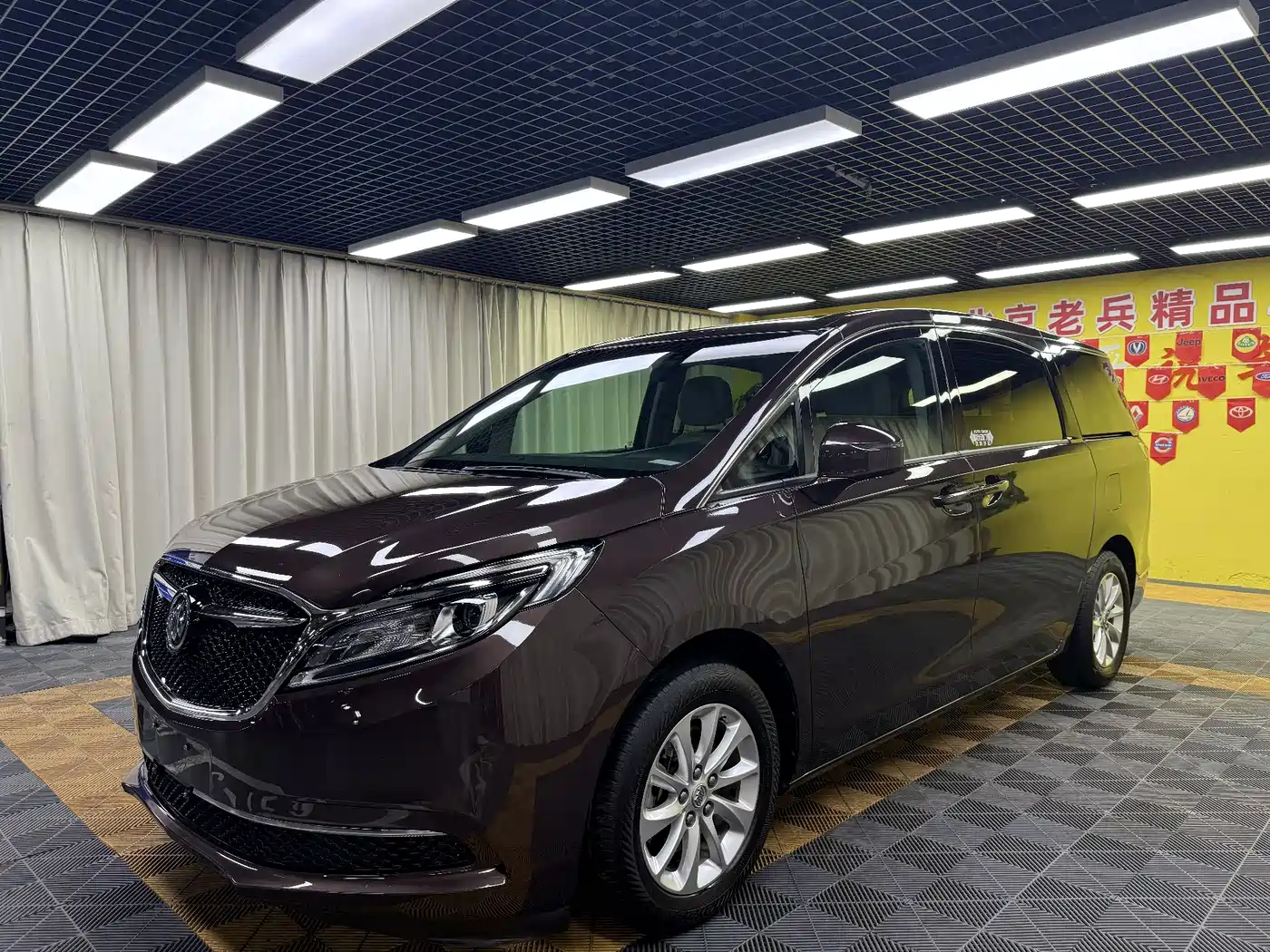 Buick GL8 2018 ES 28T Comfort Type China VI