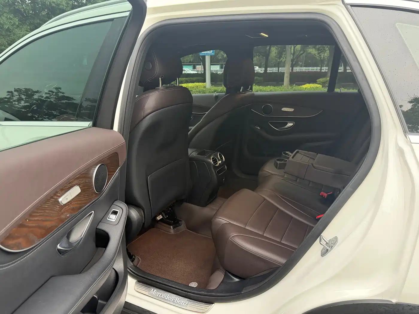 Mercedes-Benz GLC 2020 GLC 260 L 4MATIC Luxury фото 6
