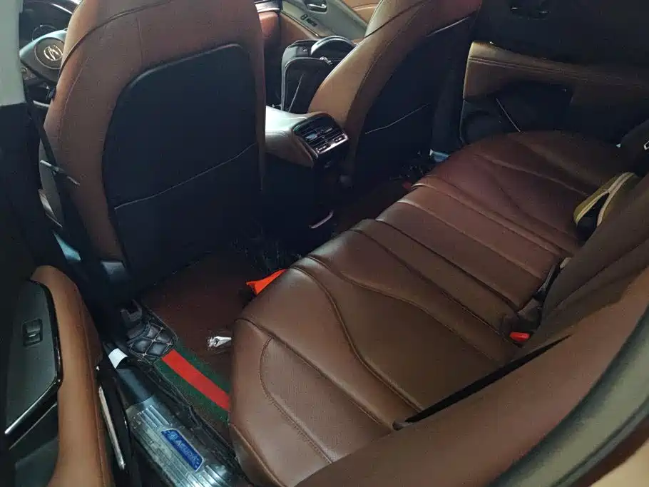 Photo 11 - Acura CDX