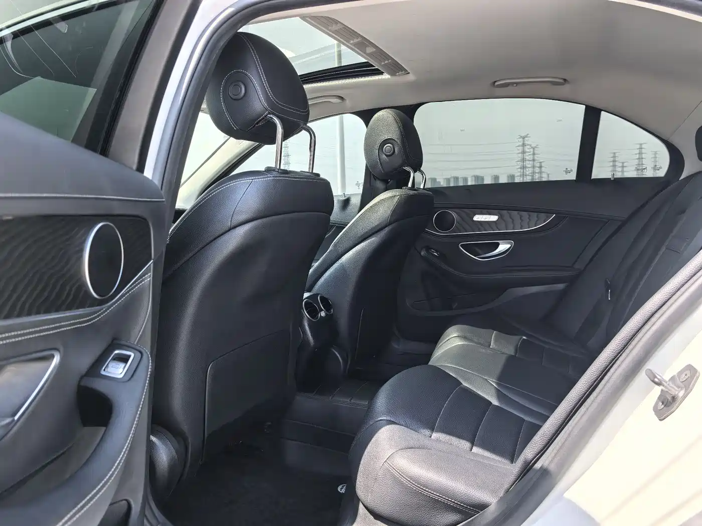 Mercedes-Benz C-Class 2016 C 180 L Sport фото 3