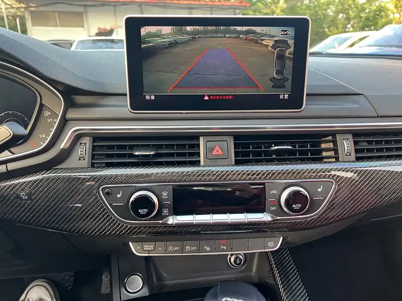Audi A4L 2017 40 TFSI Progressive фото 12