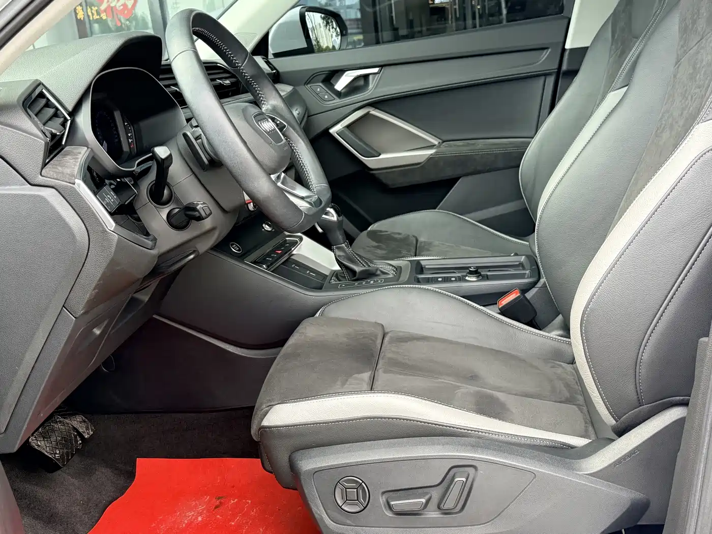 Фото 14 - Audi Q3