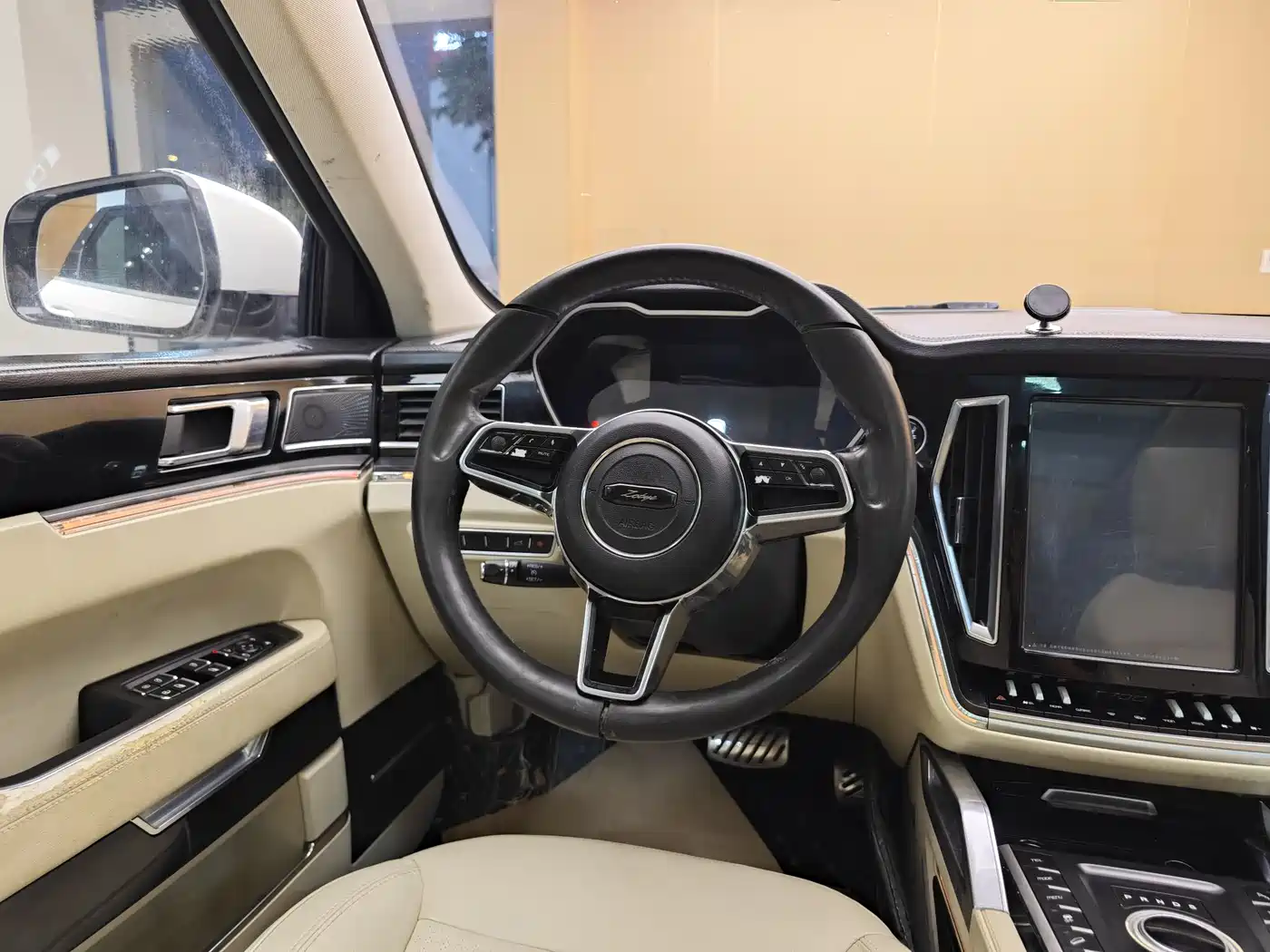 ZOTYE T700