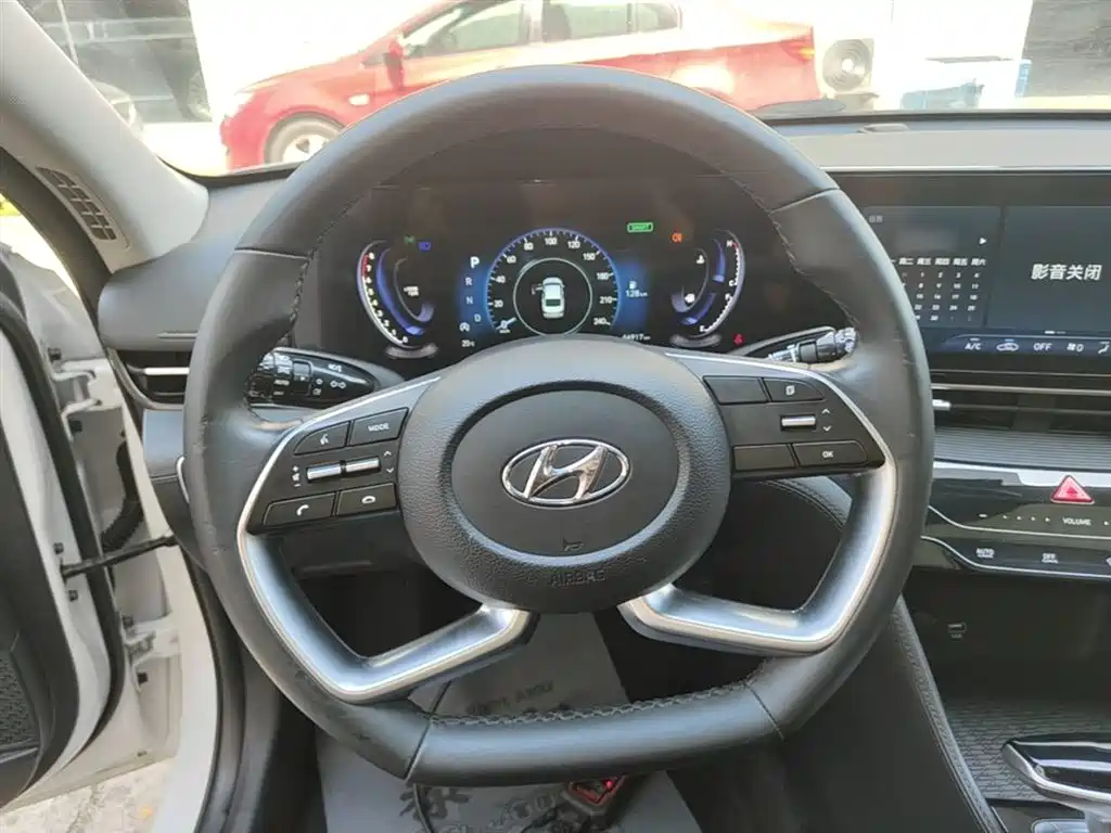 Hyundai Mistra 2021 1.8L CVT GLX Elite фото 11
