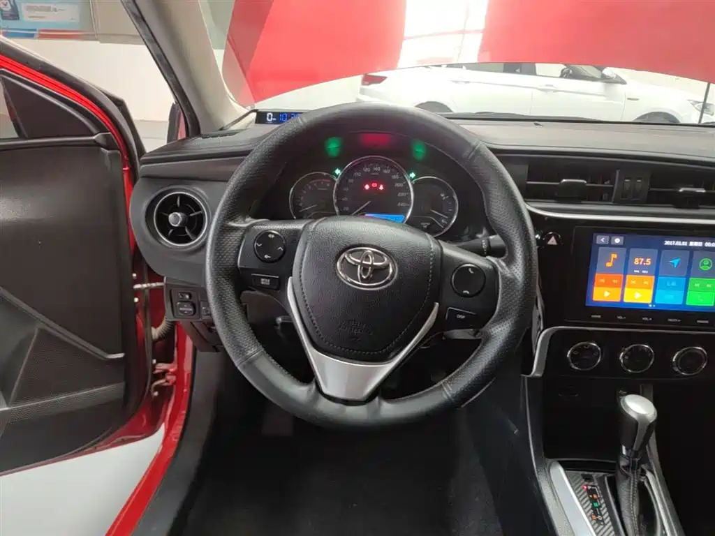 Toyota Levin 2017 Facelift 185T CVT Elite (China V) фото 11