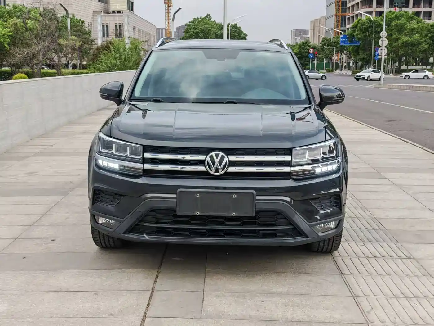 Volkswagen Tharu 2020 280TSI 2WD Comfort Edition China VI фото 3