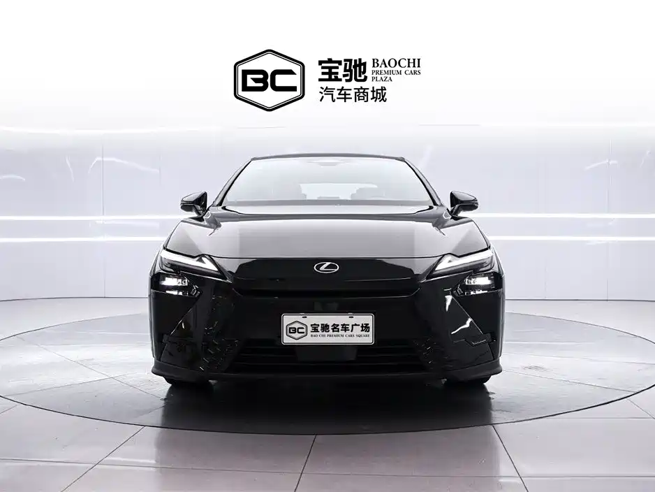 Lexus ES 2025 Model 300h Base Version фото 2