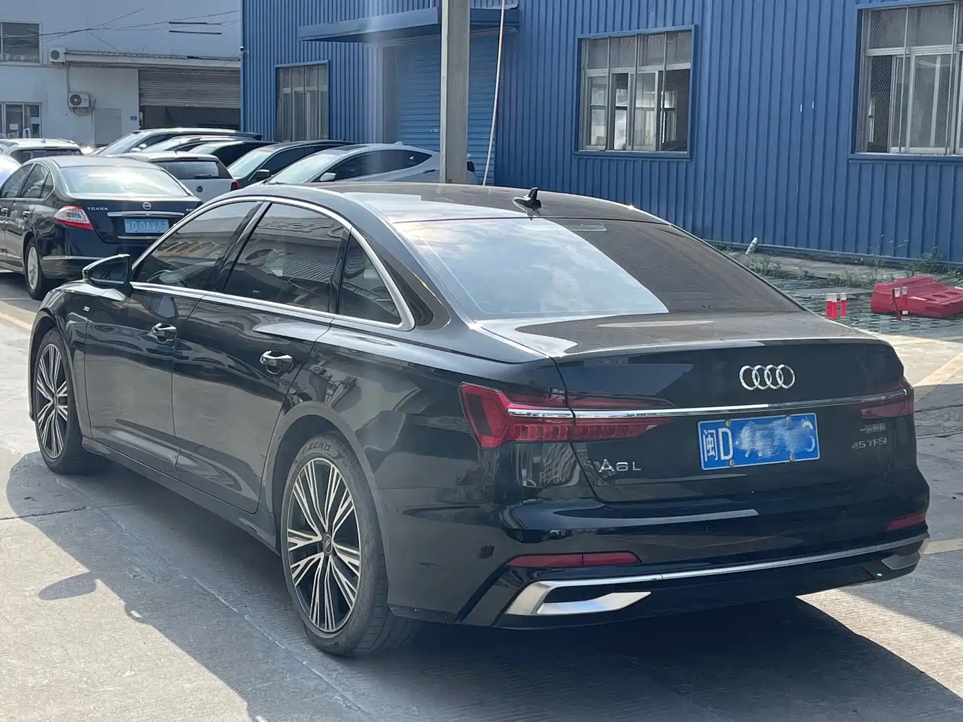 Audi A6L 2023 40 TFSI Luxury Dynamic фото 6