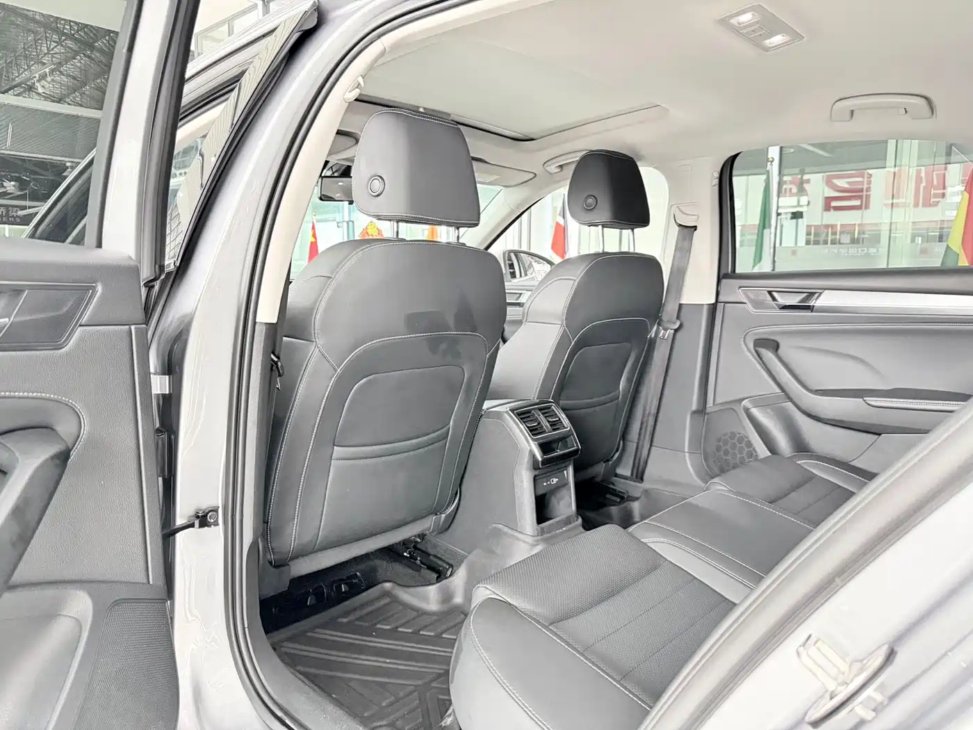 Škoda Superb 2022 TSI280 DSG Premium Edition фото 5