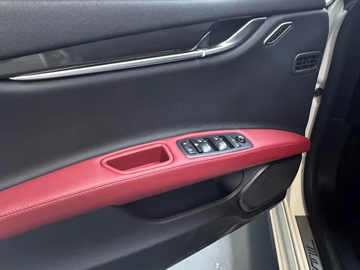 Maserati Ghibli 2021 2.0T Edge Edition фото 5