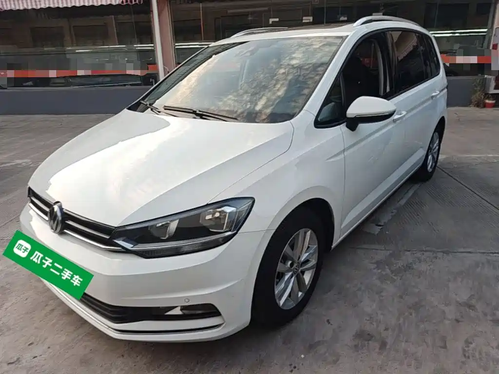 Volkswagen Touran 2018 Touran L 280TSI DSG Comfort 7-seater China V
