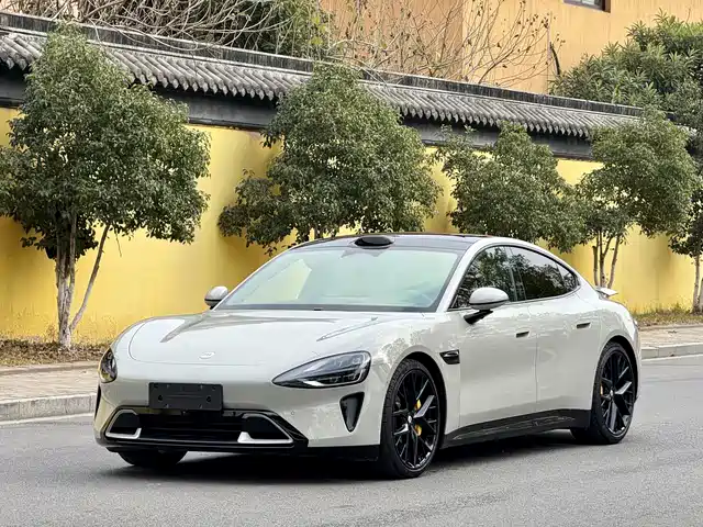 Xiaomi Auto Xiaomi SU7 2025