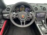 Photo 13 - Porsche 718