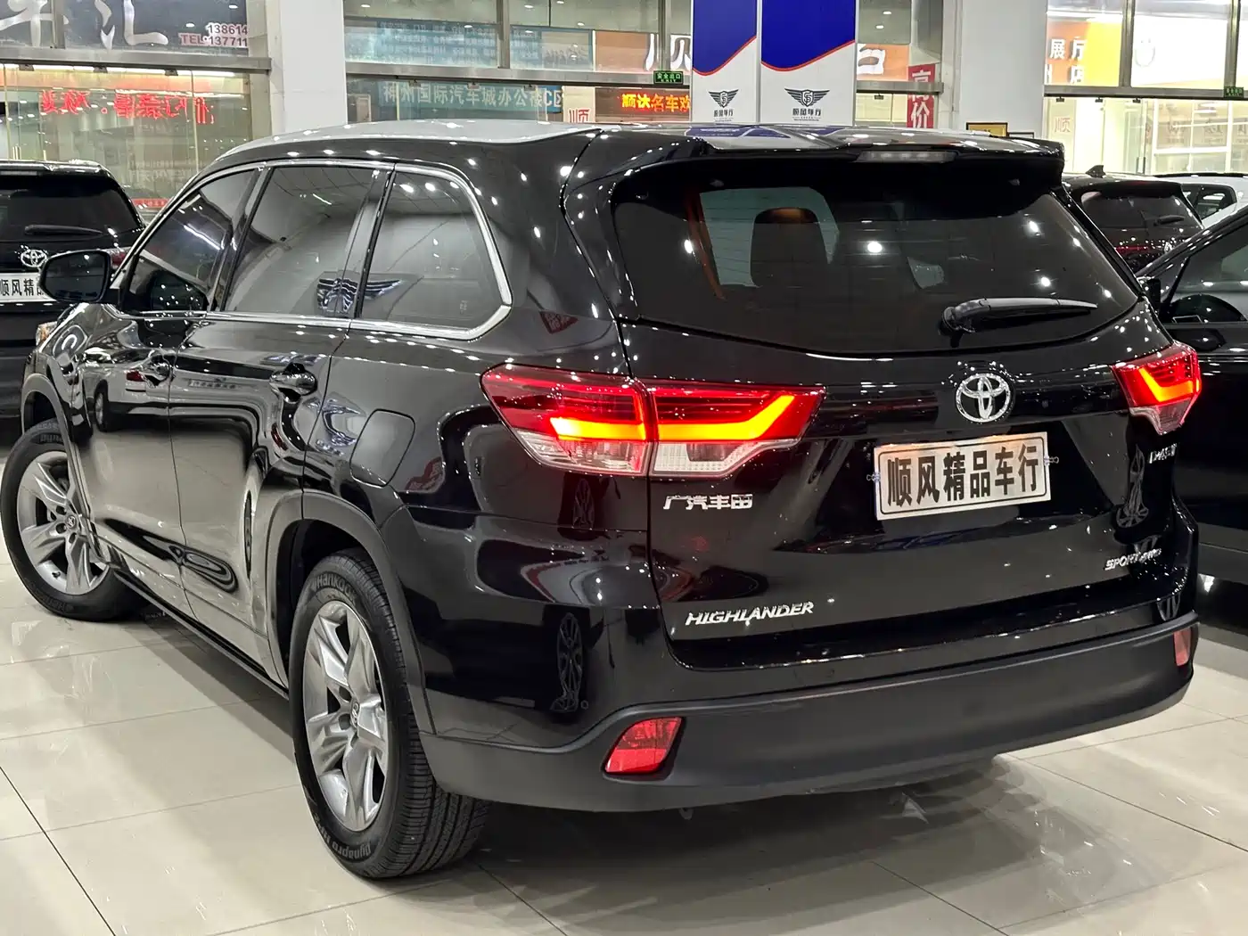 Toyota Highlander 2018 2.0T 4WD Premium 7-seater China VI фото 6