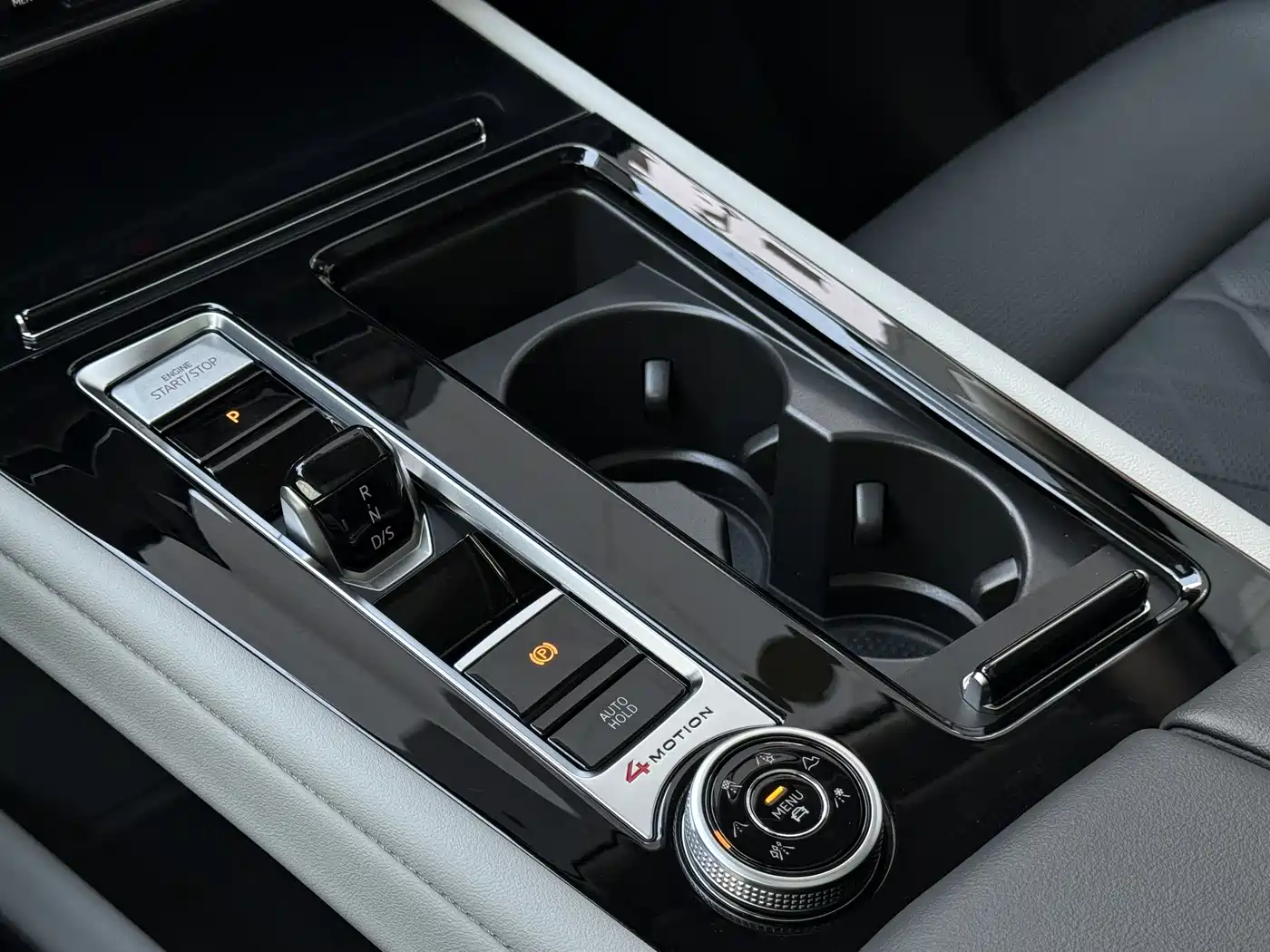Volkswagen Teramont 2024 380TSI 4WD Prestige Luxury Edition фото 37