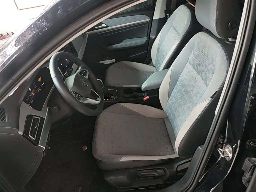 Volkswagen Lavida 2023 280TSI DSG Comfort Edition фото 15