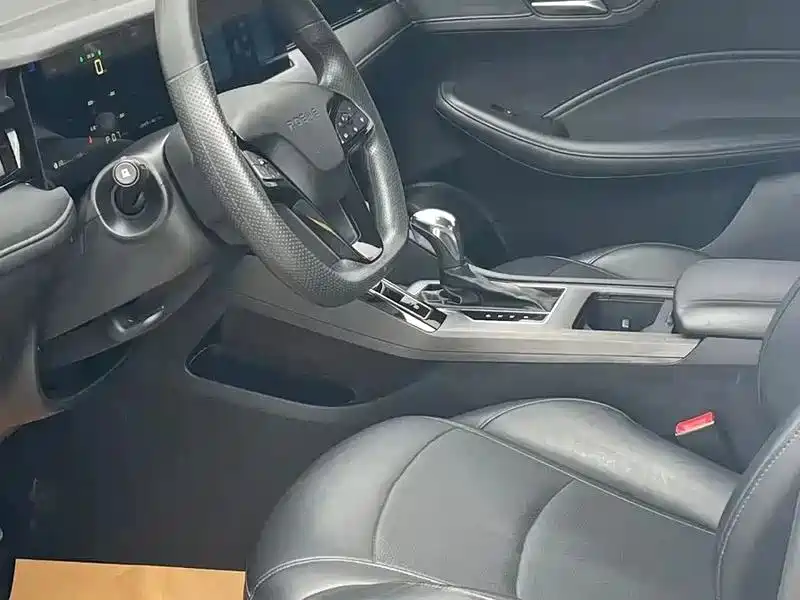 ROEWE I5