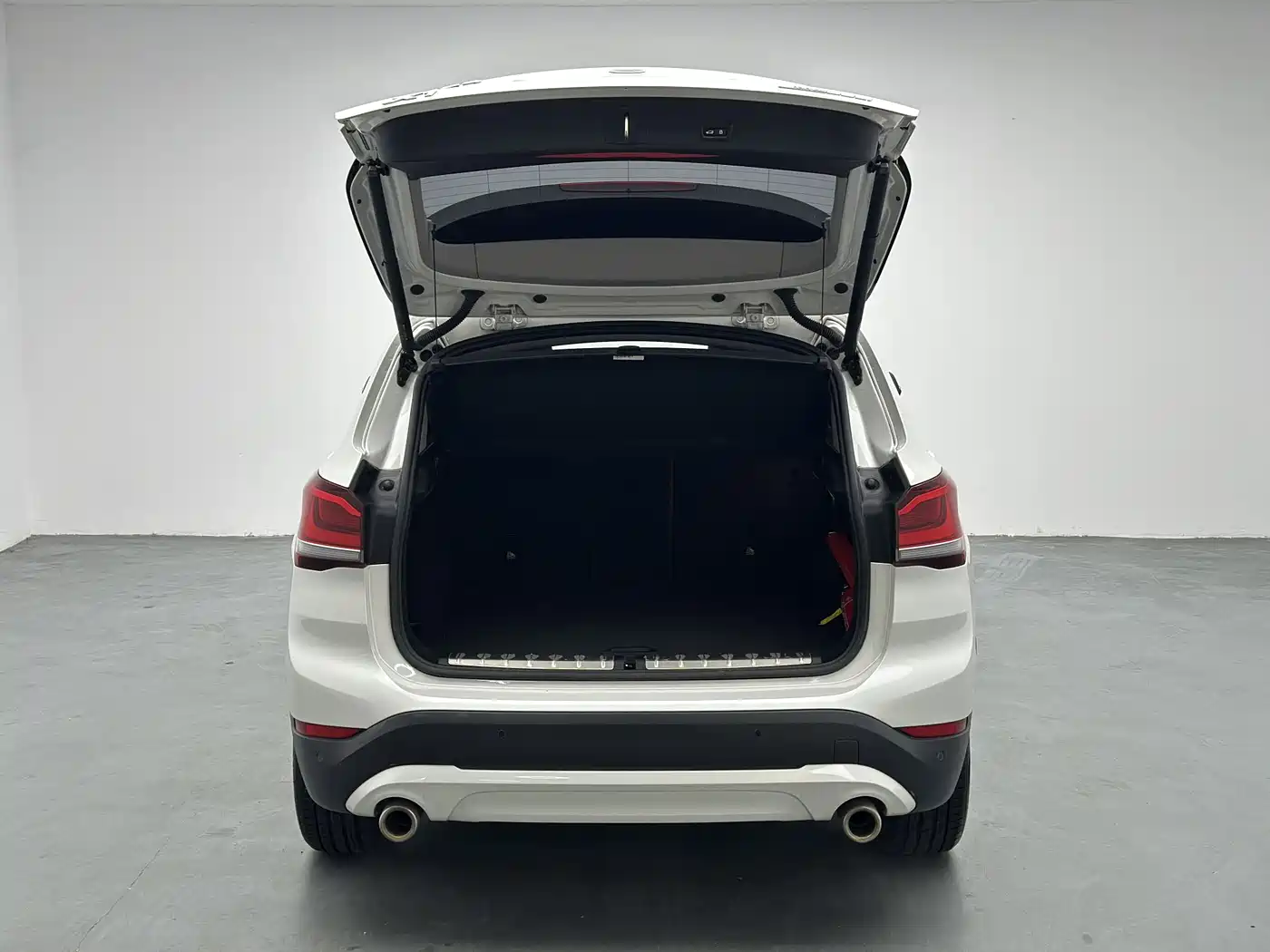 BMW X1 2020 sDrive25Li Leading Model фото 13