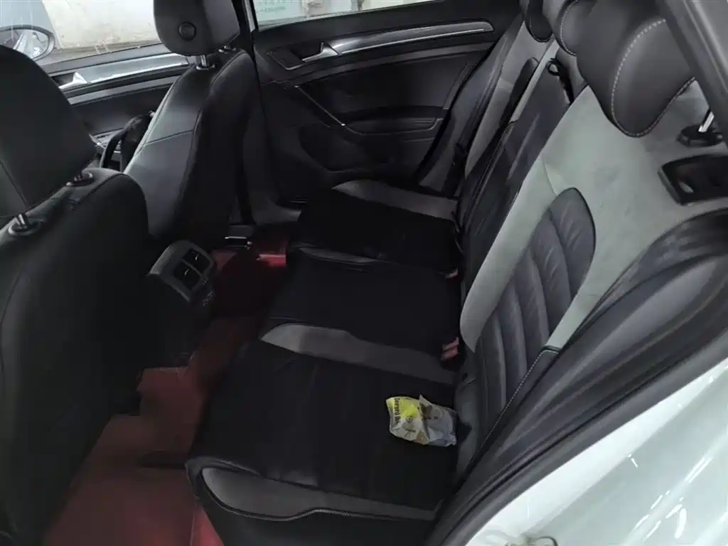 Volkswagen Golf 2019 280TSI DSG R-Line (China V) фото 17