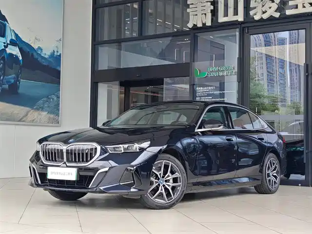 BMW i5 2025 eDrive 35L M Sport Package