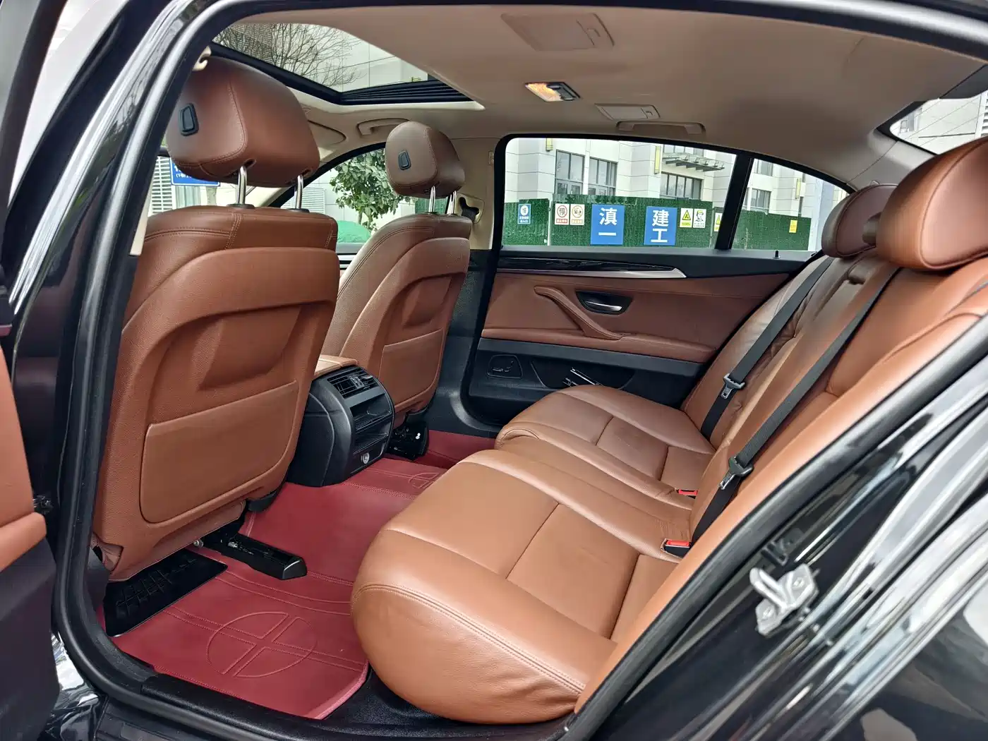BMW 5 Series 2014 520Li Elegance фото 13