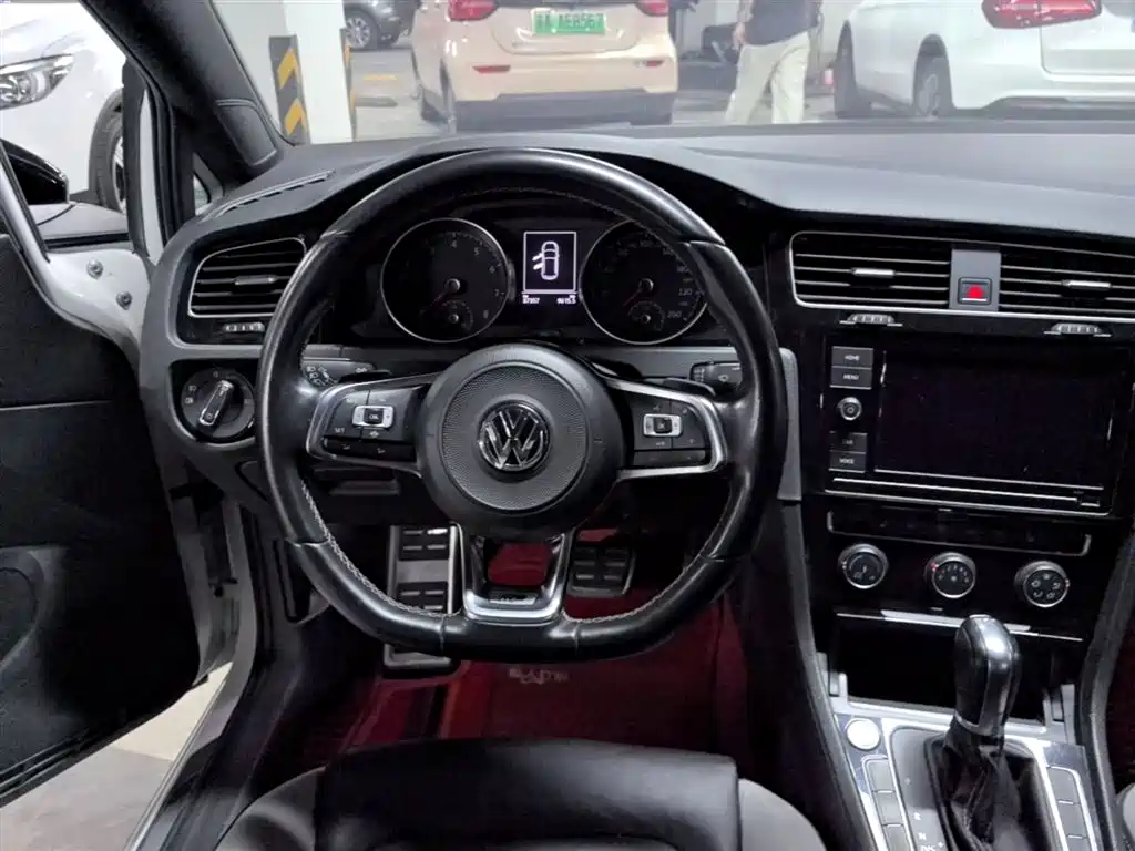 Volkswagen Golf 2019 280TSI DSG R-Line (China V) фото 11