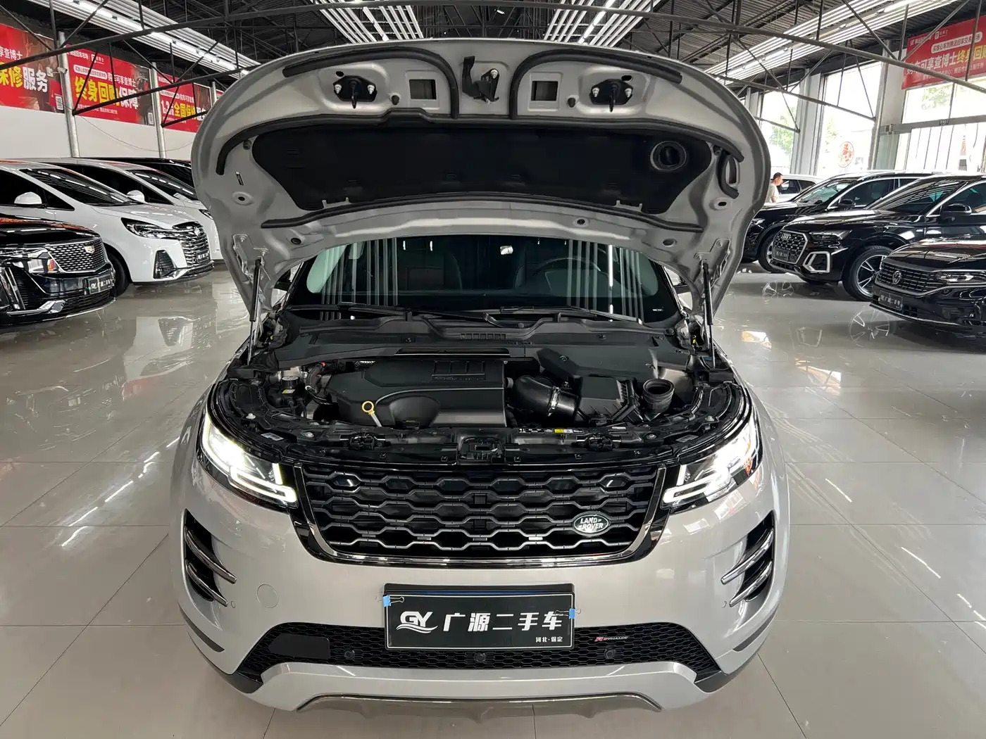 Land Rover Range Rover Evoque 2022 Range Rover Evoque L 249PS R-Dynamic Luxury Edition фото 23