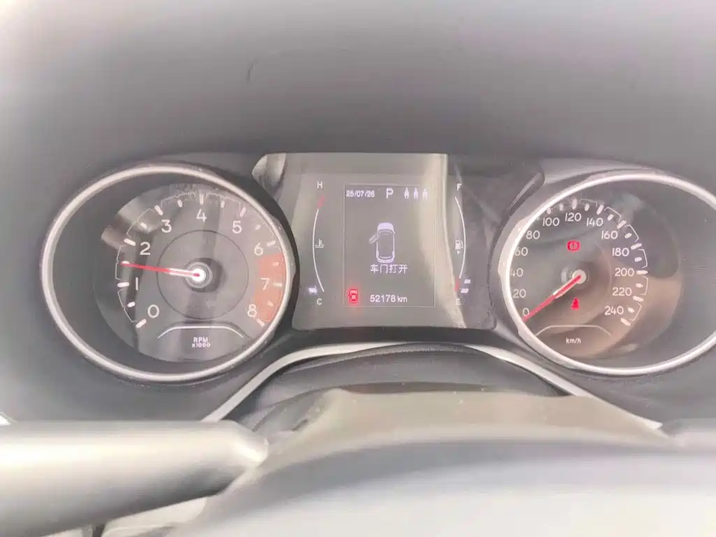 Jeep Compass 2020 2019 220T Automatic Joy Edition