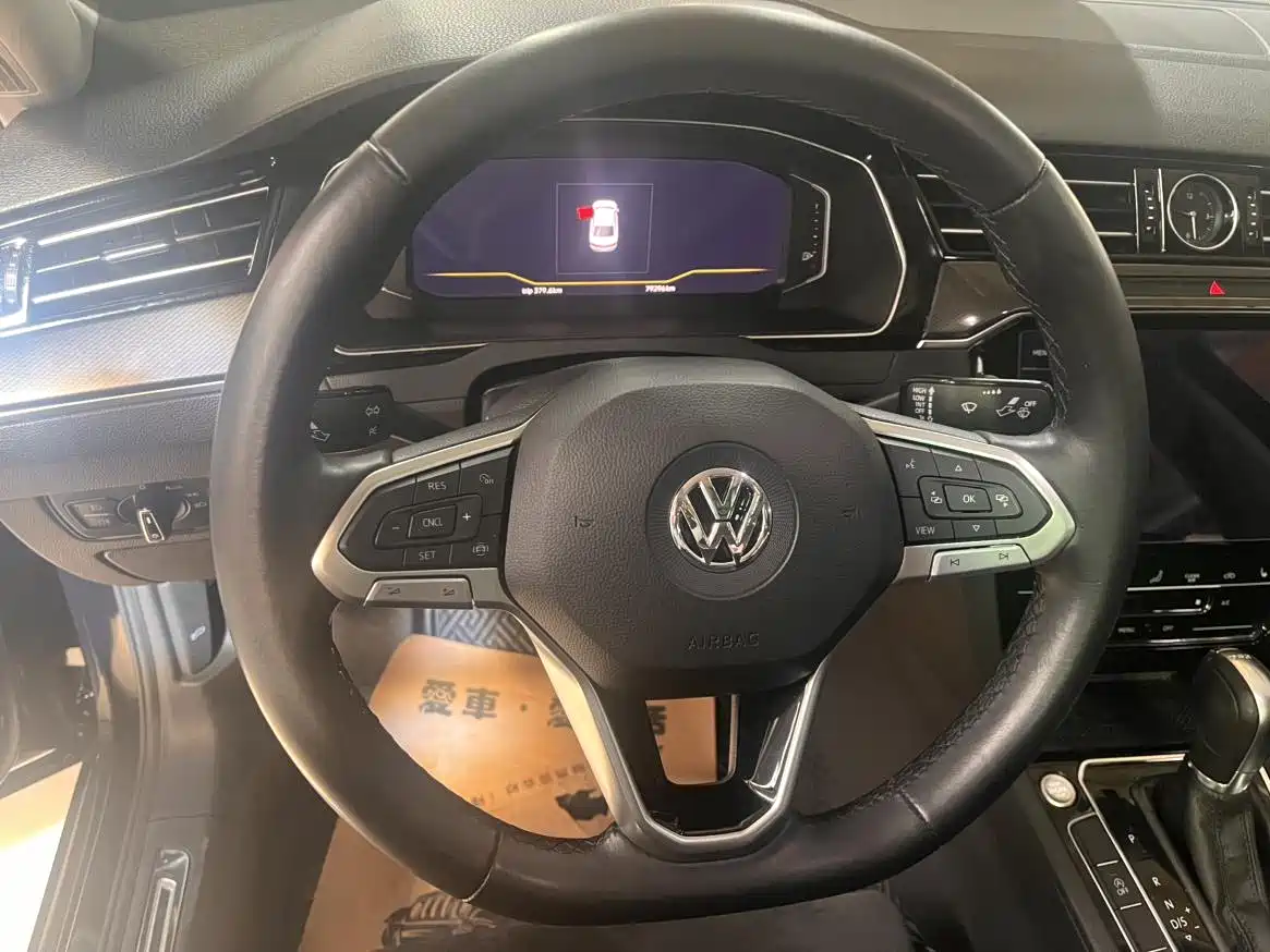 Volkswagen Magotan 2020 330TSI DSG Luxury фото 10