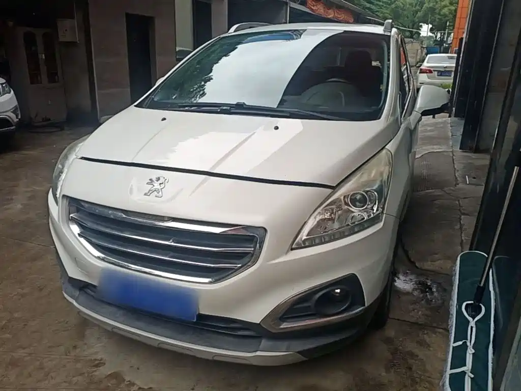 Peugeot 3008 2015 2.0L Automatic Classic Edition