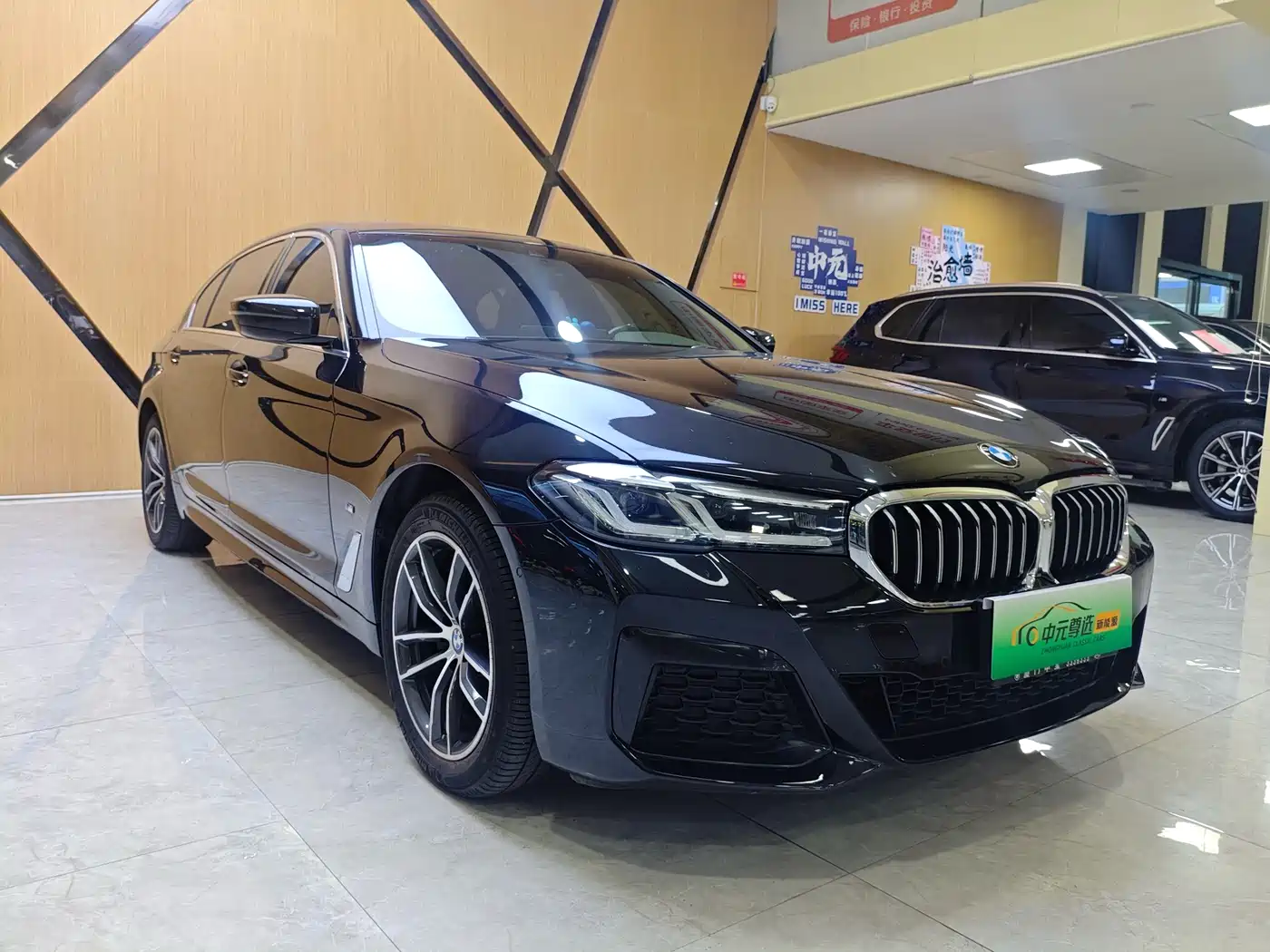BMW 5 Series 2022 Model Second Facelift 525Li M Sport Package фото 3