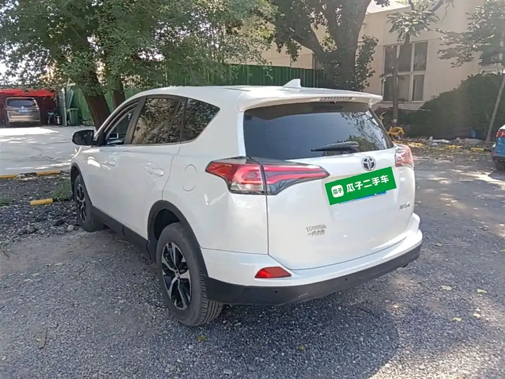 Toyota RAV4 Rongfang 2019 2.0L CVT 2WD Pioneer Edition China VI фото 9