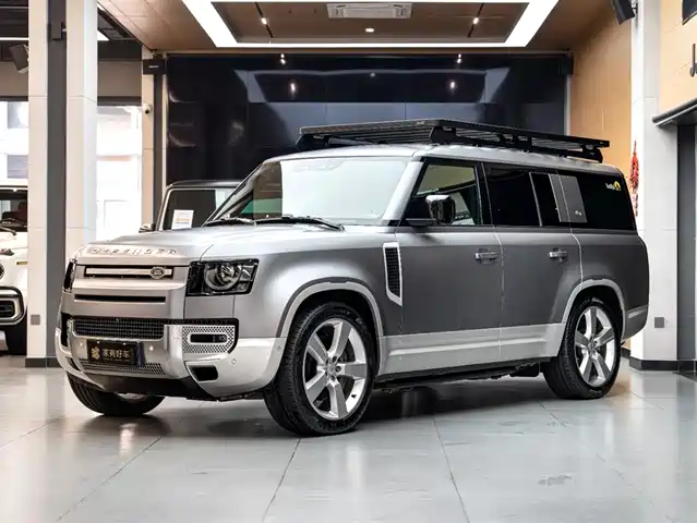 Land Rover Land Rover Defender 2023 Model Year 130 3.0T P400 HSE