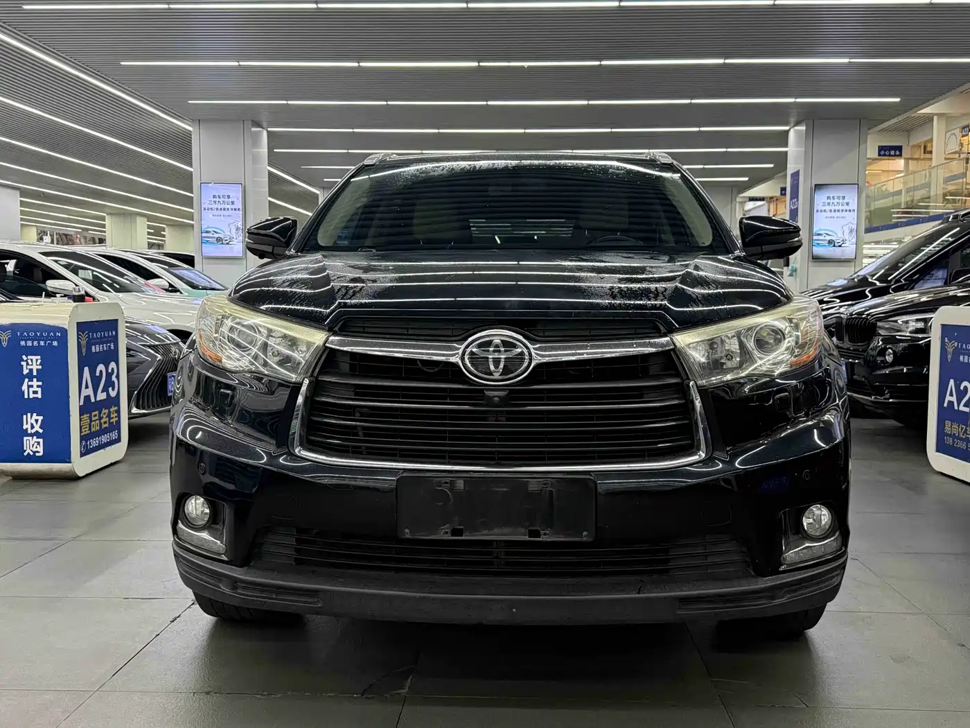 Toyota Highlander 2015 2.0T AWD Ultimate Edition 7-seater фото 2