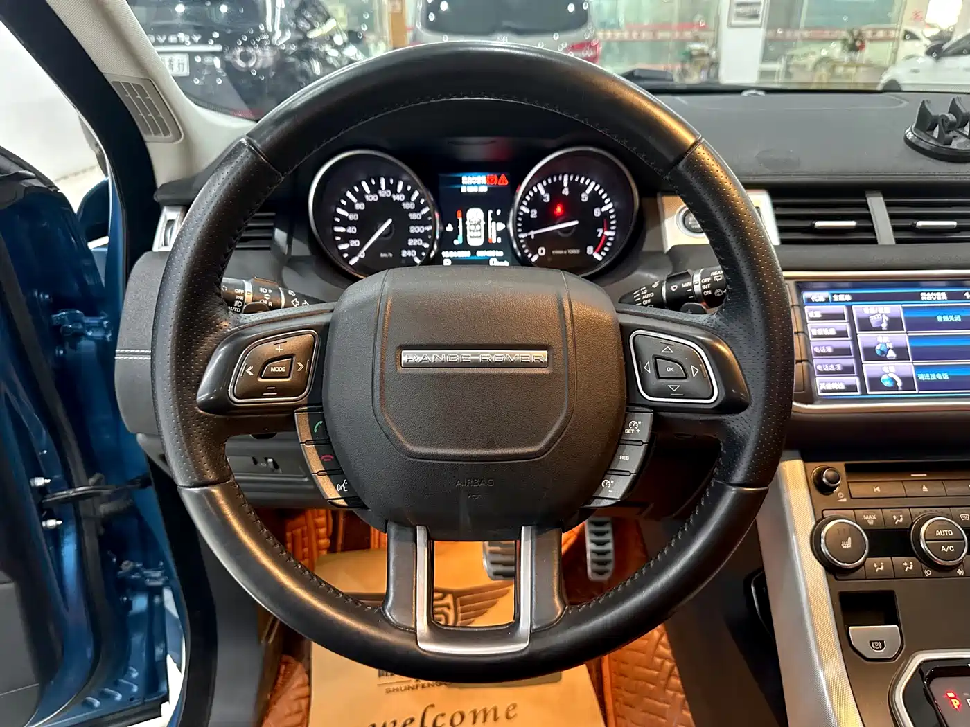 Land Rover Range Rover Evoque (Import) 2014 2.0T 5-door Brilliance Sport фото 15