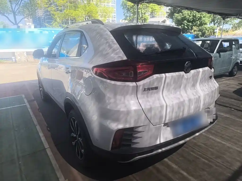 Фото 5 - MG Roewe RX5