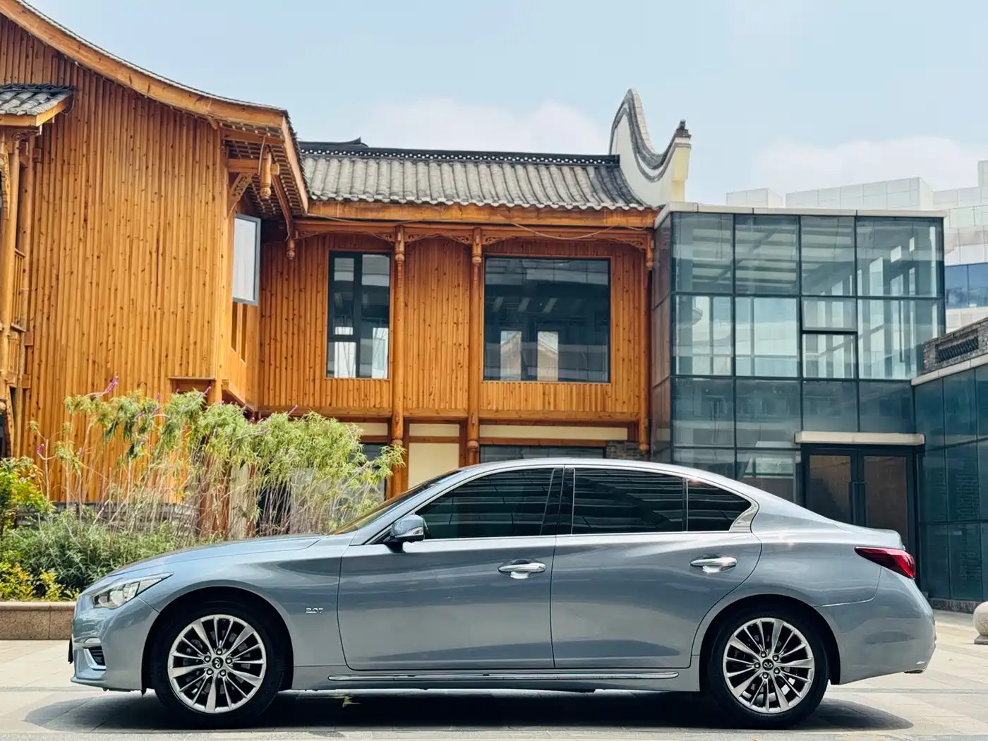 Infiniti Q50L 2018 2.0T Premium Edition China V фото 4