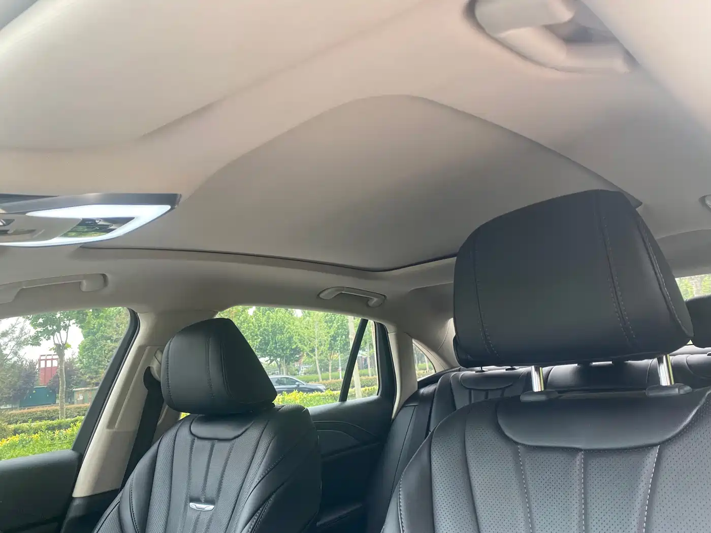 Hongqi H5 2023 1.5T DCT Smart Connect Flag Rhythm фото 12
