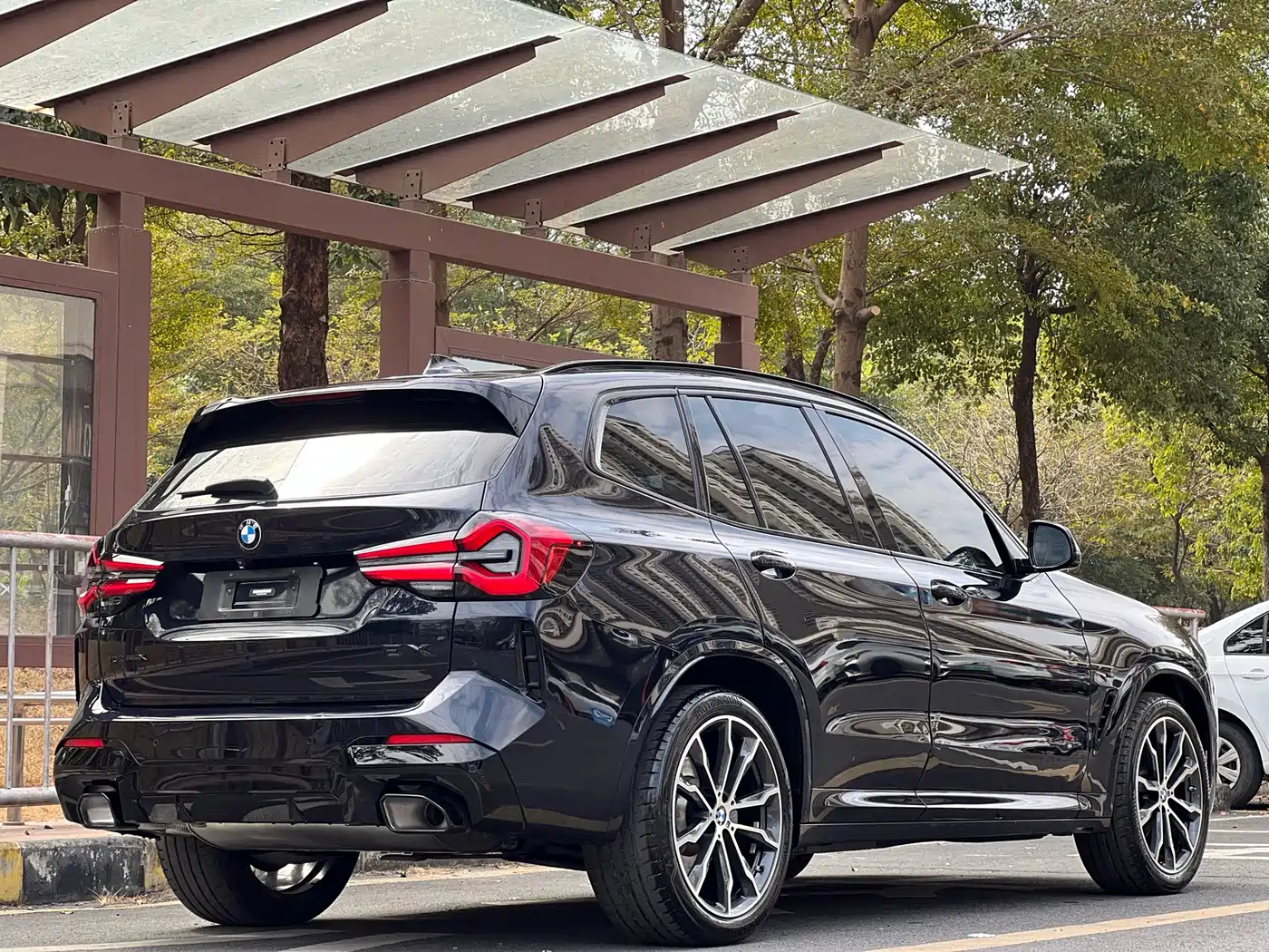 BMW X3 2022 xDrive30i Leading M Night Package фото 30