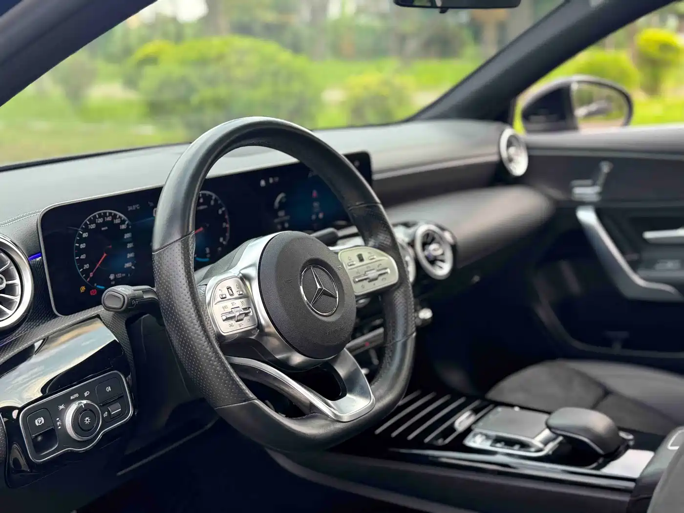 Mercedes-Benz A-Class 2020 A 200 L Sport Sedan фото 12